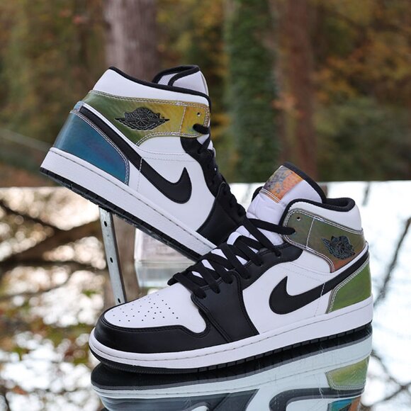 Air Jordan 1 Mid Heat Reactive - Picture 2 of 15